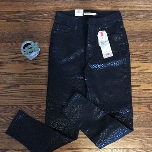 Levi’s 721 high rise skinny 🐆 print